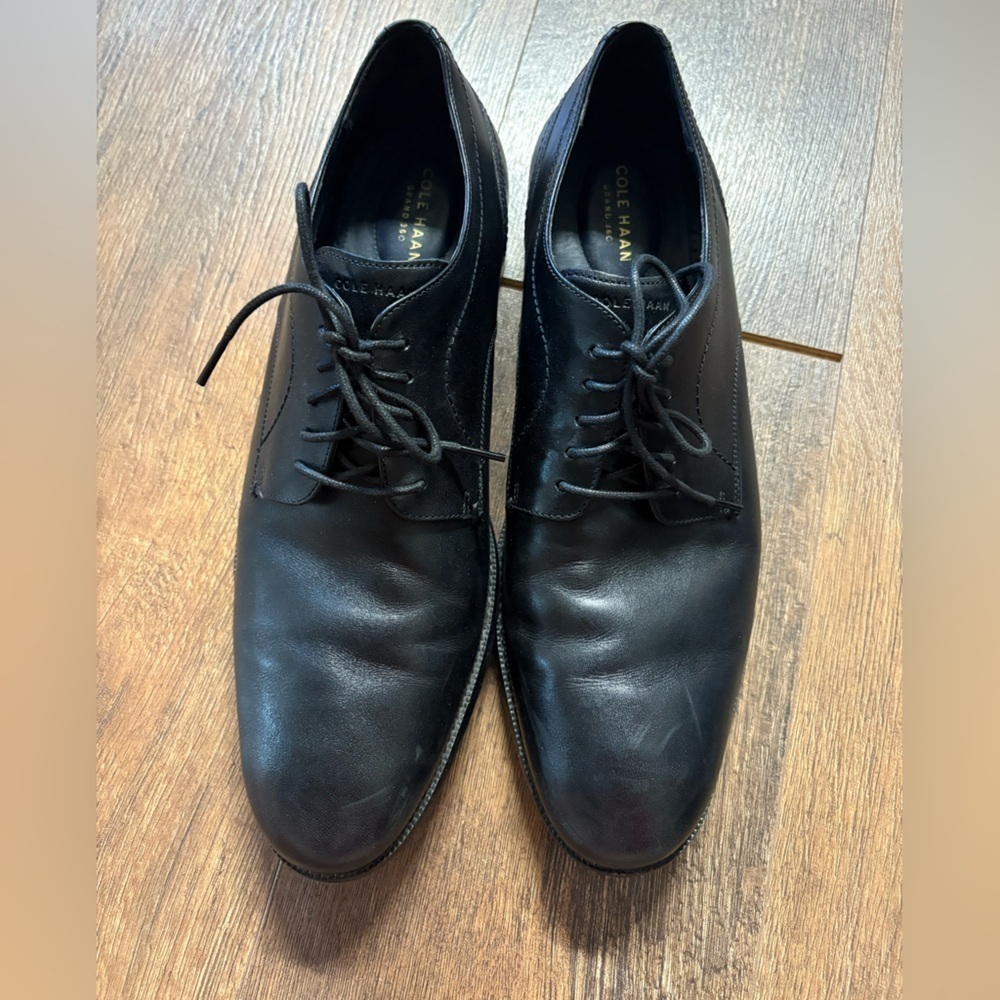 Cole Haan black Grand Johnson leather dress shoes
